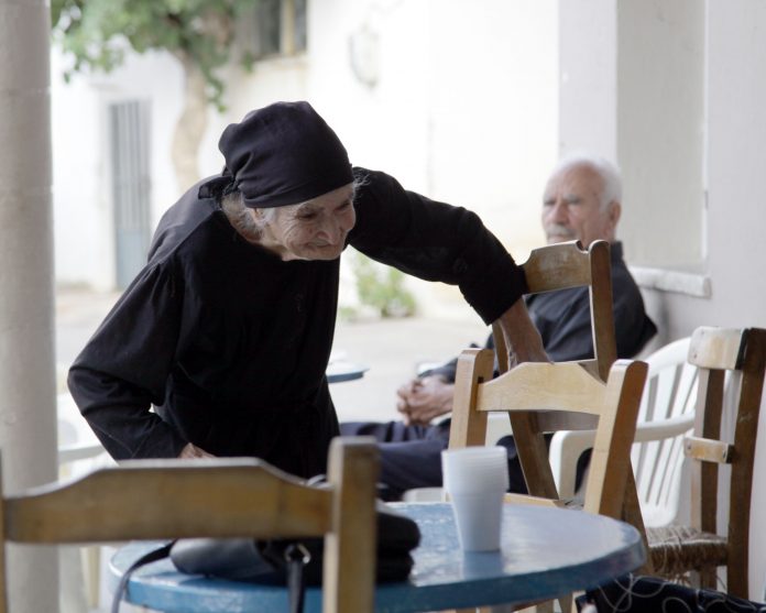 ΣΥΝΤΑΞΙΟΥΧΟΙ