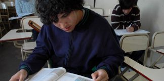 Καθιέρωση των δύο τετραμήνων στα Γυμνάσια