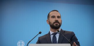 «Θα έχουμε και φέτος δημοσιονομική υπεραπόδοση»