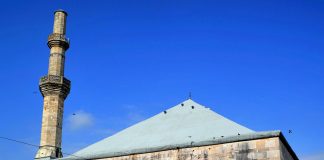 Άμεση και επιτόπια παρέμβαση του ΥΠΠΟΑ στο Τέμενος Βαγιαζήτ – Πλήρης στήριξη από τον Υπουργό Παιδείας