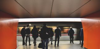 Δωρεάν μετακίνηση ανέργων στα δημόσια μέσα μαζικής μεταφοράς