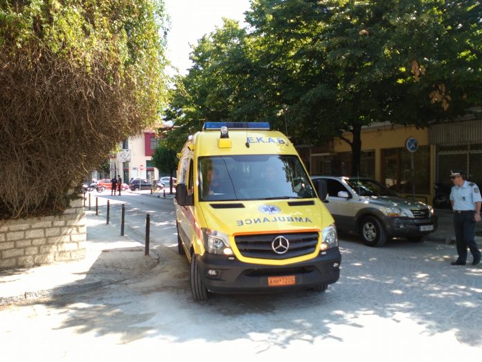 ΕΚΑΒ 2