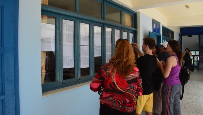 ΑΝΑΡΤΗΘΗΚΑΝ ΣΤΑ ΛΥΚΕΙΑ ΤΟΥ ΝΑΥΠΛΙΟΥ ΟΙ ΒΑΘΜΟΛΟΓΙΕΣ ΤΩΝ ΥΠΟΨΗΦΙΩΝ ΤΩΝ ΠΑΝΕΛΛΑΔΙΚΩΝ