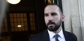 «Είναι πολιτική και ηθική μας υποχρέωση να προχωρήσουμε σε θεσμικές τομές»