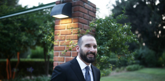 «Να αξιοποιήσουμε το θετικό κλίμα στην ελληνική οικονομία προς όφελος των πολλών»