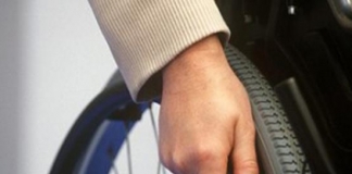 Ράμπες για τα άτομα με κινητικά προβλήματα σε όλα τα σχολεία