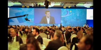 «Η ώρα της ελληνικής οικονομίας επιτέλους έφτασε. Η στρατηγική μας απέδωσε, οι κόποι του ελληνικού λαού πιάνουν τόπο, η χώρα γυρίζει οριστικά σελίδα»