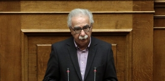 Νομοθετική ρύθμιση για τις μετεγγραφές ανακοίνωσε ο Υπουργός Παιδείας, Έρευνας και Θρησκευμάτων Κώστας Γαβρόγλου στη συζήτηση για τον Προϋπολογισμό του 2018
