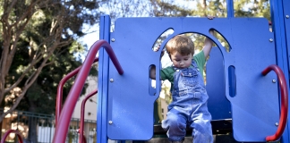 Άνοιξε η πλατφόρμα για το επίδομα μητρότητας σε ελεύθερες επαγγελματίες, αυτοαπασχολούμενες και αγρότισσες