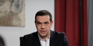 «Η Ελλάδα δεν πρόκειται να αναστενάζει σε βαλίτσες, τσάντες, και σκοτεινούς λογαριασμούς. Η κυβέρνηση, κι εγώ προσωπικά, θα επιμείνουμε ως το τέλος: Φως παντού, φως σε όλα!»