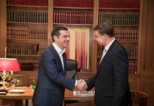 «Είναι δίκαιο για τον ελληνικό λαό να αποδώσουν οι θυσίες που έχει κάνει και αναμένουμε μια λύση»