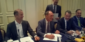 Υπογραφή συμφωνίας για το ΔΕΣΦΑ