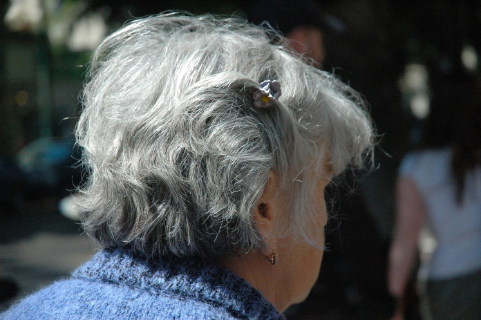 woman-208723_1920