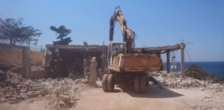 Οι πρώτες κατεδαφίσεις αυθαιρέτων