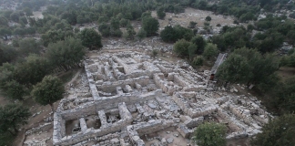 Ζώμινθος. Το μινωικό ανάκτορο του βουνού