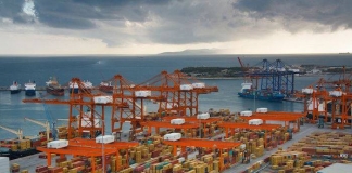 Στα Βαρέα και Ανθυγιεινά οι εργαζόμενοι στις προβλήτες 2 και 3 του Λιμένος Πειραιώς