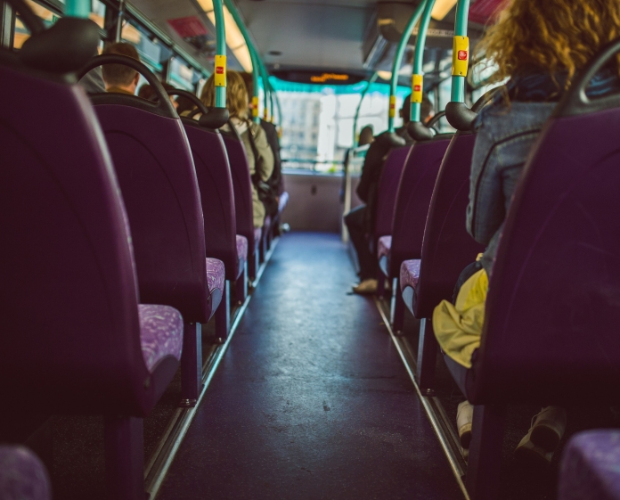 bus-923199_1920