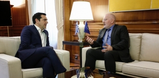 «Οι προοδευτικές δυνάμεις στην Ευρώπη πρέπει να συνεργαστούν για τη δημιουργία ενός μετώπου ενάντια στην ακροδεξιά»