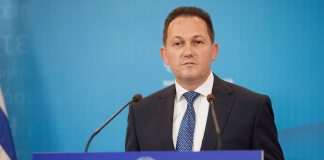 Eνημέρωση πολιτικών συντακτών από τον Κυβερνητικό Εκπρόσωπo κ. Στέλιο Πέτσα