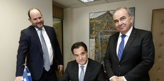 Υπεγράφη από τον Υπουργό Ανάπτυξης & Επενδύσεων, κ. Άδωνι Γεωργιάδη, το Σχέδιο ΠΔ για το ΕΣΧΑΣΕ της επένδυσης “Elounda Hills”