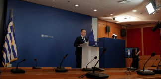 Eνημέρωση πολιτικών συντακτών από τον Κυβερνητικό Εκπρόσωπο Στέλιο Πέτσα