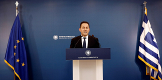 Eνημέρωση πολιτικών συντακτών από τον Κυβερνητικό Εκπρόσωπο Στέλιο Πέτσα