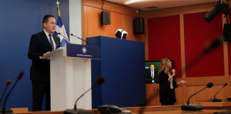 Eνημέρωση πολιτικών συντακτών από τον Κυβερνητικό Εκπρόσωπο Στέλιο Πέτσα