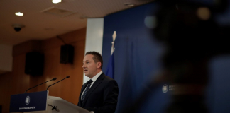 Eνημέρωση πολιτικών συντακτών από τον Κυβερνητικό Εκπρόσωπο Στέλιο Πέτσα