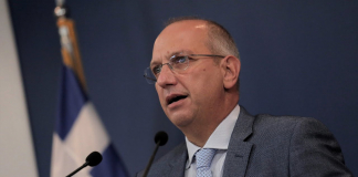 Ενημέρωση των πολιτικών συντακτών και των ανταποκριτών ξένου τύπου από τον Υφυπουργό παρά τω Πρωθυπουργώ και Κυβερνητικό Εκπρόσωπο Γιάννη Οικονόμου