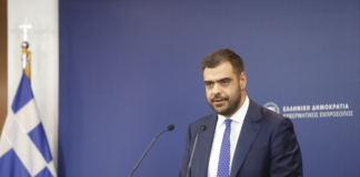 Ενημέρωση Πολιτικών Συντακτών και ανταποκριτών ξένου Τύπου από τον Κυβερνητικό Εκπρόσωπο Παύλο Μαρινάκη