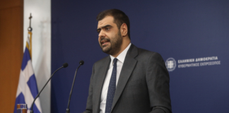 Ενημέρωση πολιτικών συντακτών και ανταποκριτών Ξένου Τύπου από τον Κυβερνητικό Εκπρόσωπο Παύλο Μαρινάκη