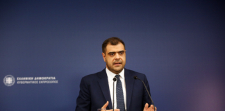 Ενημέρωση των πολιτικών συντακτών και ανταποκριτών ξένου Τύπου από τον Υφυπουργό παρά τω Πρωθυπουργώ και Κυβερνητικό Εκπρόσωπο Παύλο Μαρινάκη