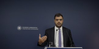 Ενημέρωση πολιτικών συντακτών και ανταποκριτών ξένου Τύπου από τον Υφυπουργό παρά τω Πρωθυπουργώ και Κυβερνητικό Εκπρόσωπο Παύλο Μαρινάκη