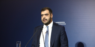 Ενημέρωση πολιτικών συντακτών και ανταποκριτών ξένου Τύπου από τον Υφυπουργό παρά τω Πρωθυπουργώ και Κυβερνητικό Εκπρόσωπο Παύλο Μαρινάκη