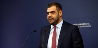 Ενημέρωση πολιτικών συντακτών και ανταποκριτών ξένου Τύπου από τον Υφυπουργό παρά τω Πρωθυπουργώ και Κυβερνητικό Εκπρόσωπο Παύλο Μαρινάκη