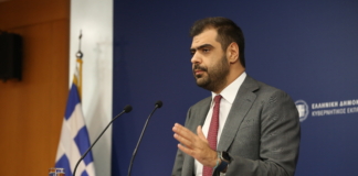 Ενημέρωση πολιτικών συντακτών και ανταποκριτών ξένου Τύπου από τον Υφυπουργό παρά τω Πρωθυπουργώ και Κυβερνητικό Εκπρόσωπο Παύλο Μαρινάκη