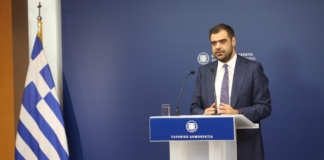 Ενημέρωση πολιτικών συντακτών και ανταποκριτών ξένου Τύπου από τον Υφυπουργό παρά τω Πρωθυπουργώ και Κυβερνητικό Εκπρόσωπο Παύλο Μαρινάκη