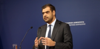 Ενημέρωση πολιτικών συντακτών και ανταποκριτών ξένου Τύπου από τον Υφυπουργό παρά τω Πρωθυπουργώ και Κυβερνητικό Εκπρόσωπο Παύλο Μαρινάκη