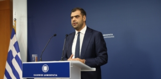 Ενημέρωση πολιτικών συντακτών και ανταποκριτών ξένου Τύπου από τον Υφυπουργό παρά τω Πρωθυπουργώ και Κυβερνητικό Εκπρόσωπο Παύλο Μαρινάκη