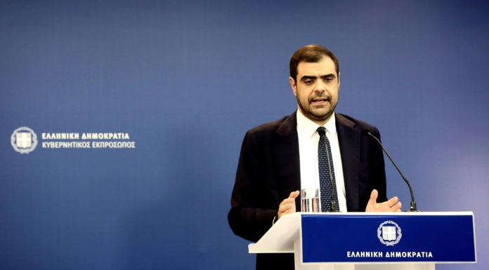 Ενημέρωση πολιτικών συντακτών και ανταποκριτών ξένου Τύπου από τον Υφυπουργό παρά τω Πρωθυπουργώ και Κυβερνητικό Εκπρόσωπο Παύλο Μαρινάκη