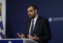 Ενημέρωση πολιτικών συντακτών και ανταποκριτών ξένου Τύπου από τον Υφυπουργό παρά τω Πρωθυπουργώ και Κυβερνητικό Εκπρόσωπο Παύλο Μαρινάκη