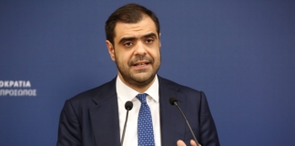 Ενημέρωση πολιτικών συντακτών και ανταποκριτών ξένου Τύπου από τον Υφυπουργό παρά τω Πρωθυπουργώ και Κυβερνητικό Εκπρόσωπο Παύλο Μαρινάκη