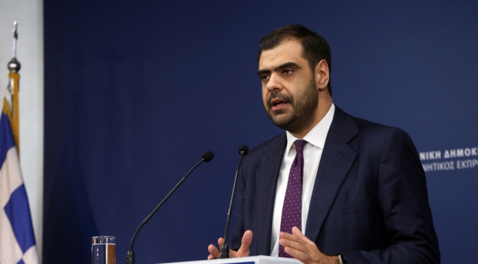 Ενημέρωση πολιτικών συντακτών και ανταποκριτών ξένου Τύπου από τον Υφυπουργό παρά τω Πρωθυπουργώ και Κυβερνητικό Εκπρόσωπο Παύλο Μαρινάκη