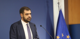 Ενημέρωση πολιτικών συντακτών και ανταποκριτών ξένου Τύπου από τον Υφυπουργό παρά τω Πρωθυπουργώ και Κυβερνητικό Εκπρόσωπο Παύλο Μαρινάκη