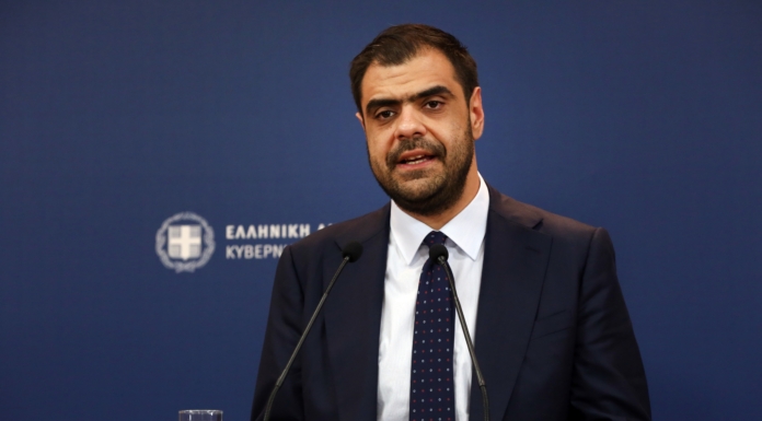 Ενημέρωση των πολιτικών συντακτών και ανταποκριτών ξένου Τύπου από τον Υφυπουργό παρά τω Πρωθυπουργώ και Κυβερνητικό Εκπρόσωπο Παύλο Μαρινάκη