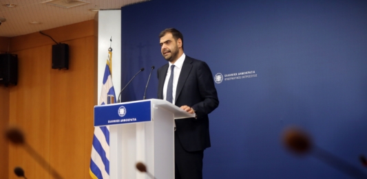Ενημέρωση των πολιτικών συντακτών και ανταποκριτών ξένου Τύπου από τον Υφυπουργό παρά τω Πρωθυπουργώ και Κυβερνητικό Εκπρόσωπο Παύλο Μαρινάκη