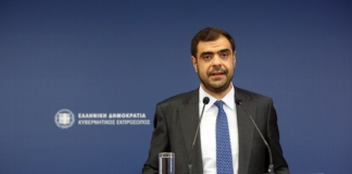 Ενημέρωση των πολιτικών συντακτών και ανταποκριτών ξένου Τύπου από τον Υφυπουργό παρά τω Πρωθυπουργώ και Κυβερνητικό Εκπρόσωπο Παύλο Μαρινάκη