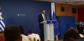 Ενημέρωση των πολιτικών συντακτών και ανταποκριτών ξένου Τύπου από τον Υφυπουργό παρά τω Πρωθυπουργώ και Κυβερνητικό Εκπρόσωπο Παύλο Μαρινάκη